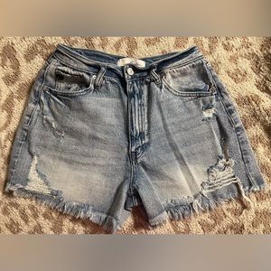 Kancan Shorts size 27 - 3” Inseam